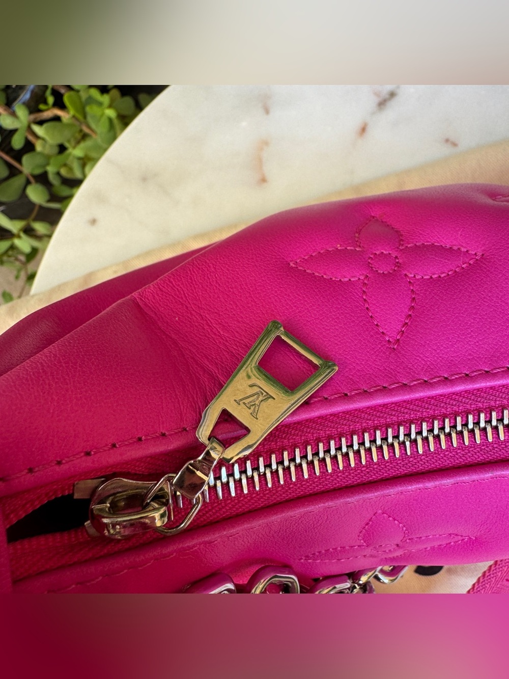 Louis Vuitton Bubblegram Calfskin Over the Moon Crossbody - Picture 9 of 16